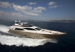 Yacht charter GUY COUACH MAYAMA
