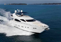 Yacht charter SUNSEEKER MANHATTAN 92