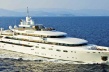 Yacht charter MITSUBISHI OMEGA