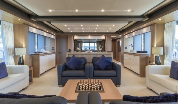 Flybridge SUNSEEKER Predator 115 - Boat picture