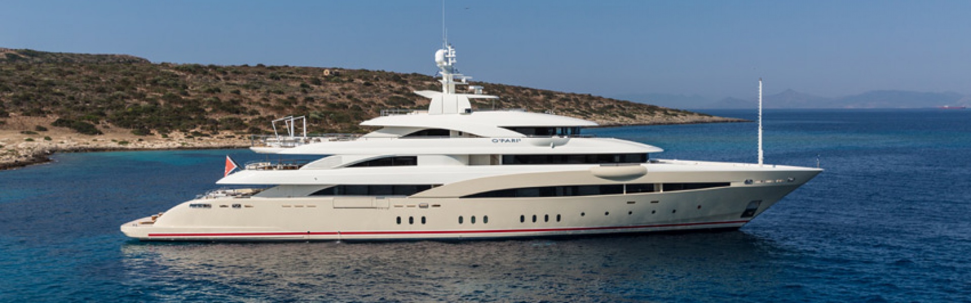 Yacht charter GOLDEN YACHTS 72M