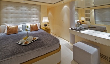 Flybridge Golden Yacht 53M - Boat picture