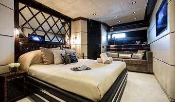 Flybridge MONDOMARINE 40M - Boat picture