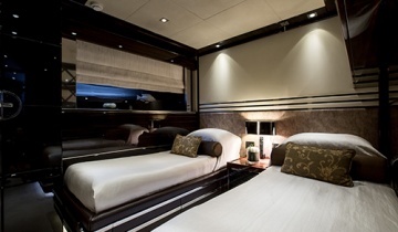 Flybridge MONDOMARINE 40M - Boat picture