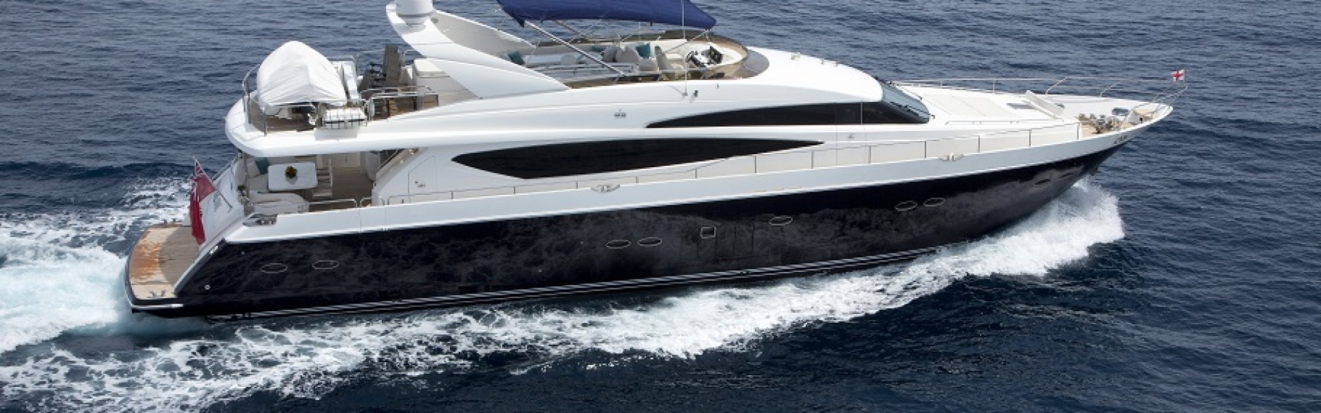 Yacht charter Princess 95