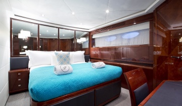 Flybridge Princess 95 - Boat picture