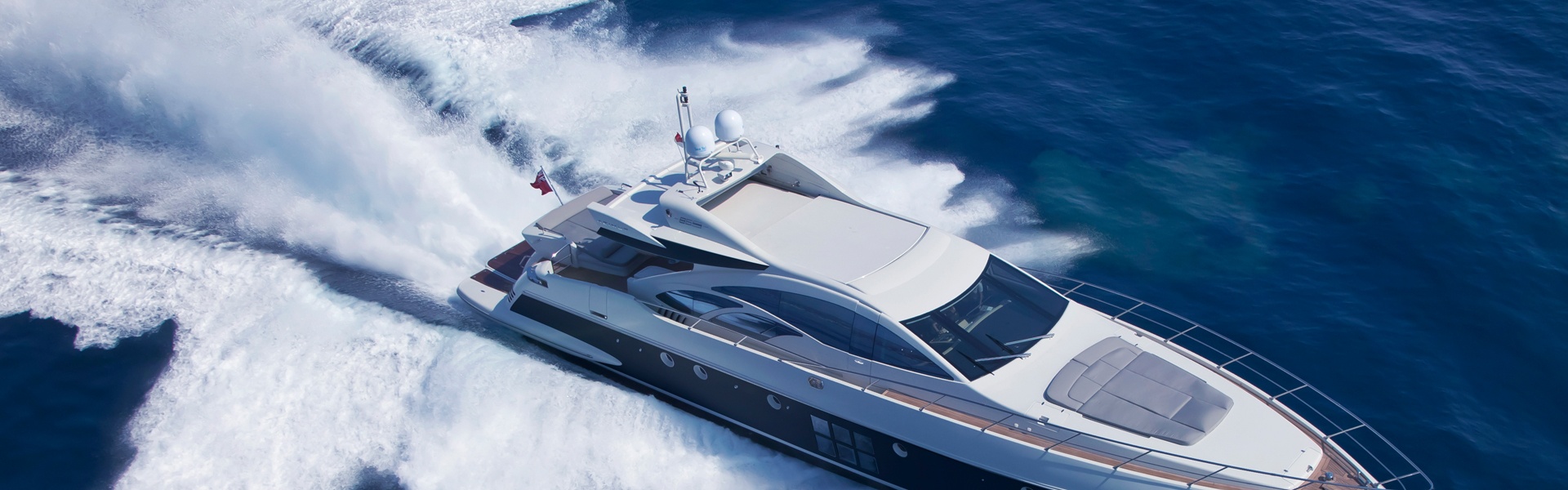 Yacht charter AZIMUT 86S