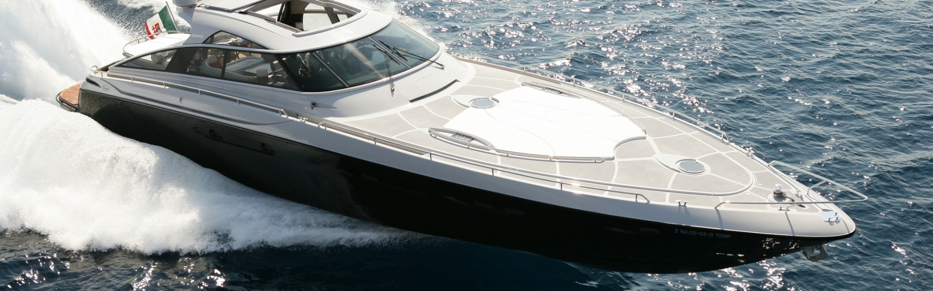 Yacht charter Baia Atlantica 78