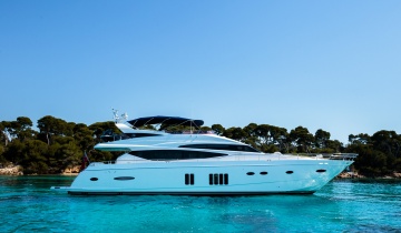 Yacht charter PRINCESS 78