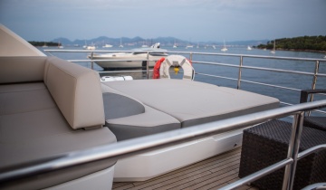 Flybridge PRINCESS 68 - Boat picture