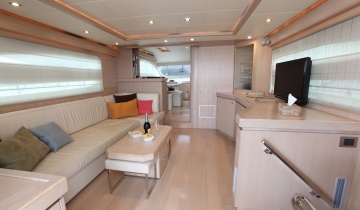 Flybridge VZ 20M - Boat picture