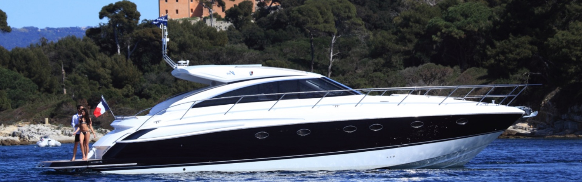 Yacht charter PRINCESS V56