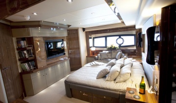 Flybridge Sunseeker 28M-Greece - Boat picture