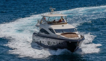 Flybridge SUNSEEKER 88 - Boat picture