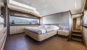 Flybridge FERRETTI 960 - Boat picture