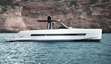 Boat charter Fjord 42