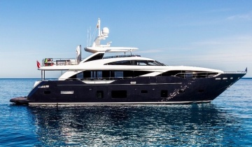 Yacht charter PRINCESS 30M