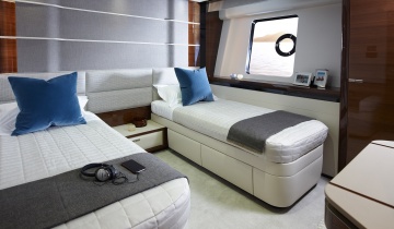 Flybridge PRINCESS 30M - Boat picture