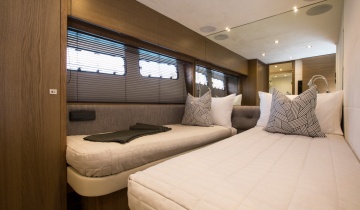 Flybridge PRINCESS 82 - Boat picture