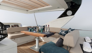 Flybridge COUACH 23M - Boat picture