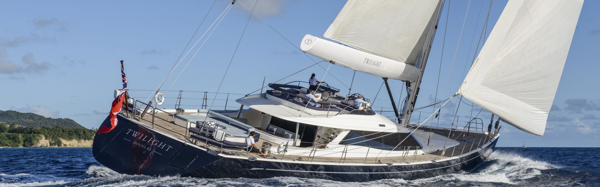 Sailboat charter Oyster Marine 38M