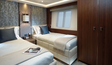 Flybridge PRINCESS 40M - Boat picture